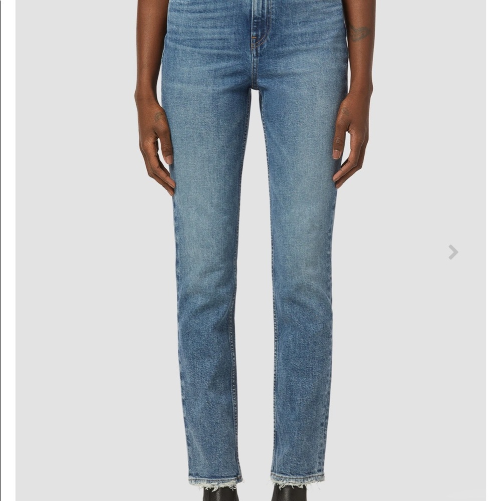 Hudson Holly Straight